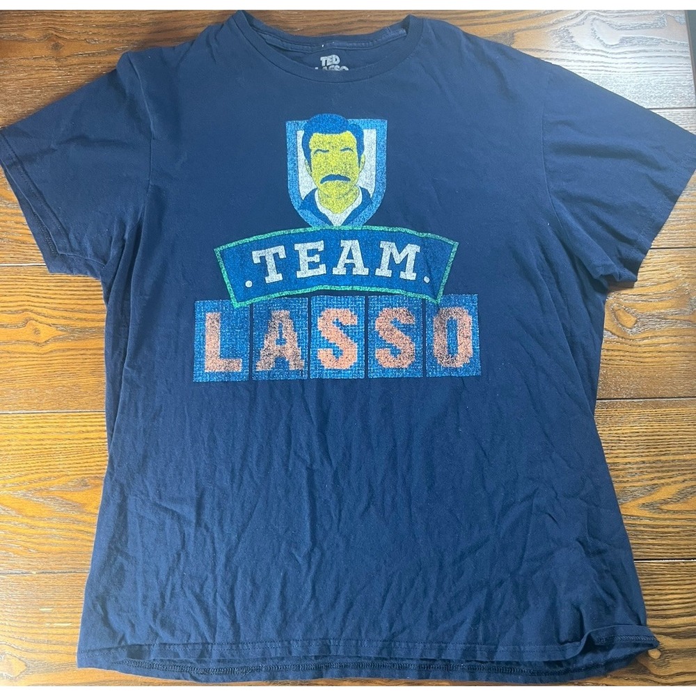 TED LASSO Navy Blue "TEAM LASSO" Graphic T-Shirt - Size Large